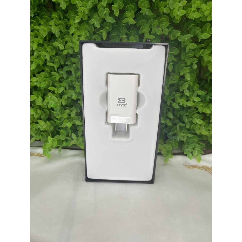 Củ Sạc Nhanh BYZ U2 Cổng 2.1A Hàng Chính Hãng Siêu Bền. Thiết Kế Cứng Cáp, Dễ Dàng Thuận Tiện Mang Đi Mọi Nơi.