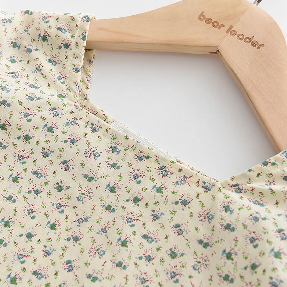 BEAR LEADER Set Áo Thun Tay Ngắn &amp; Quần Short In Hoa Mẫu Mới 2023 Thời Trang Mùa Hè Cho Bé Gái 2-7 Tuổi