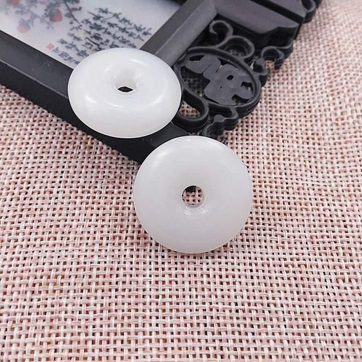 1-2 ngọc bội, đồng điếu thủy tinh nhiều kích thước 18mm, 24mm và 40mm