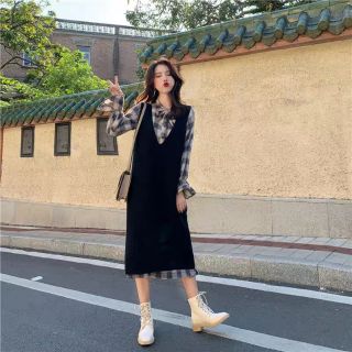 Set váy kẻ + váy yếm