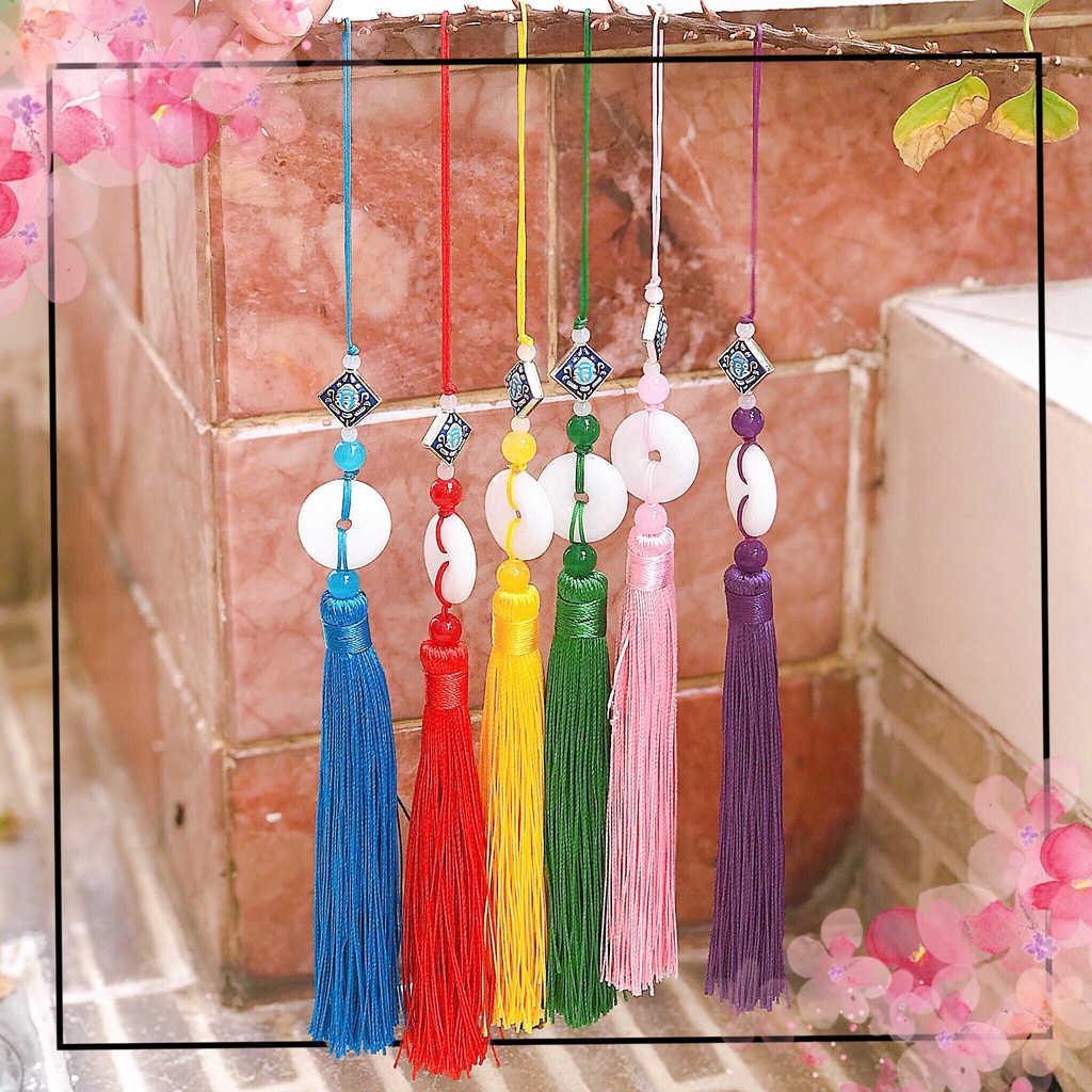 Dây treo ngọc bội phong thủy nhỏ xinh nhiều màu sắc, thích hợp để trang trí