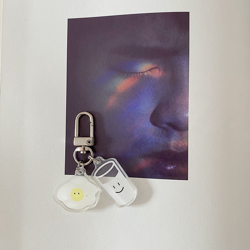 Móc khóa acrylic gấu dễ thương