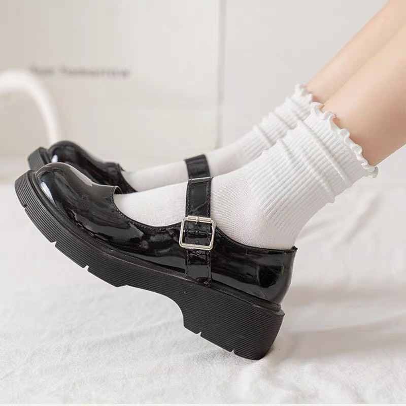 Tất nữ cổ ngắn dễ thương viền lượn sóng Vớ trơn ullzang