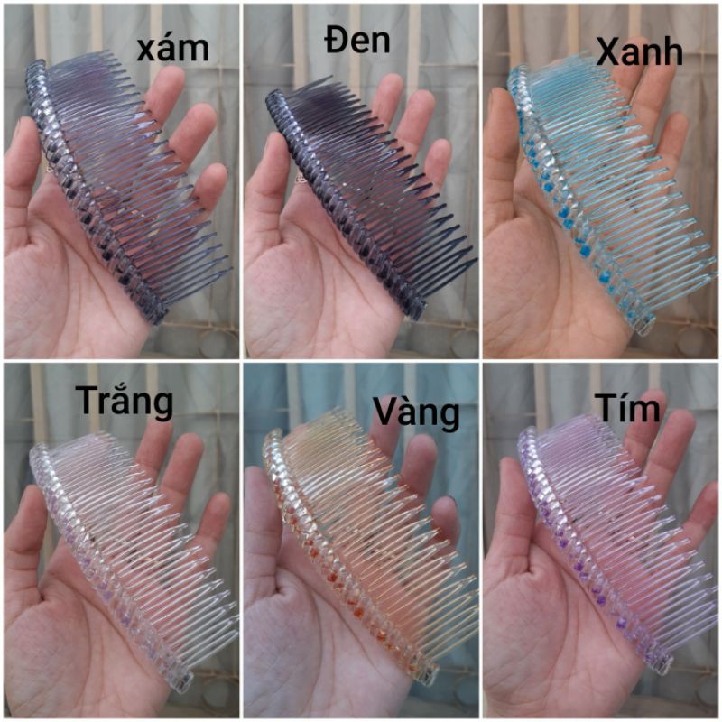 Lược cài xoắn màu trong nhựa cứng  (được chọn màu)