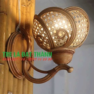 Đèn mây tre đan ốp tường, lồng đèn mây hình bông hoa hồng