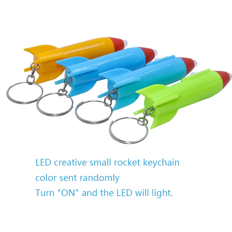 Móc khóa thiết kế hình tên lửa có đèn LED chiếu sáng độc đáo