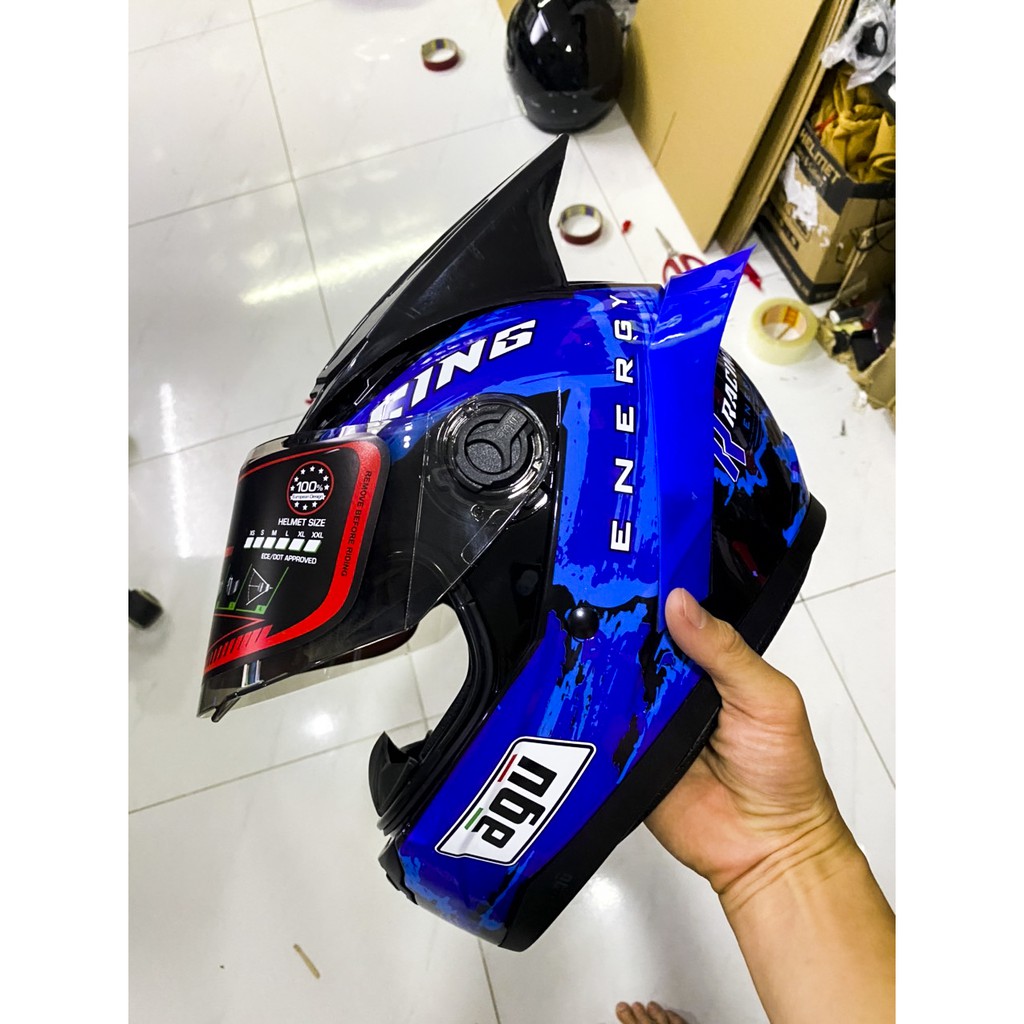 ( Đuôi gió Xanh Dương)  Mũ Fullface AGU RACING XANH DƯƠNG sẵn đuôi gió và sừng + túi đựng nón