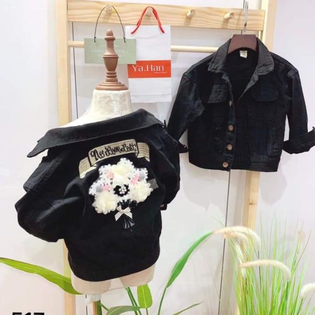 Combo  áo  khoác  kaki 160.000đ