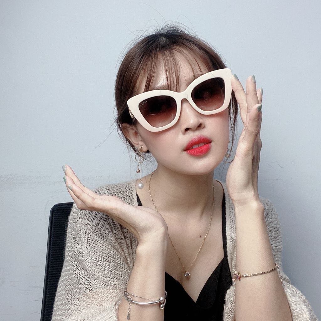 Kính thời trang nữ mắt mèo Nude nhìn là yêu tặng hộp và khăn lau kính