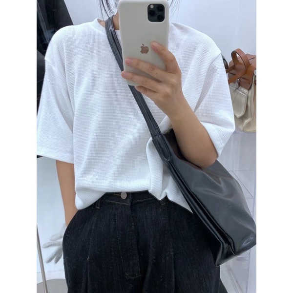 Áo phông trơn form rộng màu basic