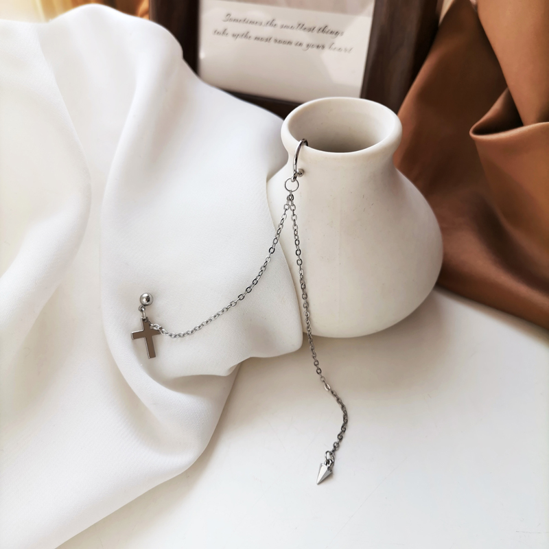 Khuyên Tai Thánh Giá Đơn Giản Cá Tính