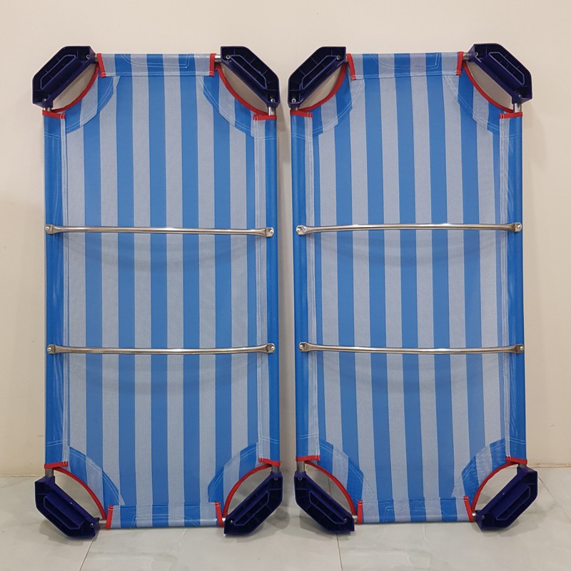 giường trẻ em , giường lưới cho bé kẻ sọc xanh dương 60x120 cm có 2 thanh đỡ dưới lưng chắc chắn dùng cho trẻ mầm non