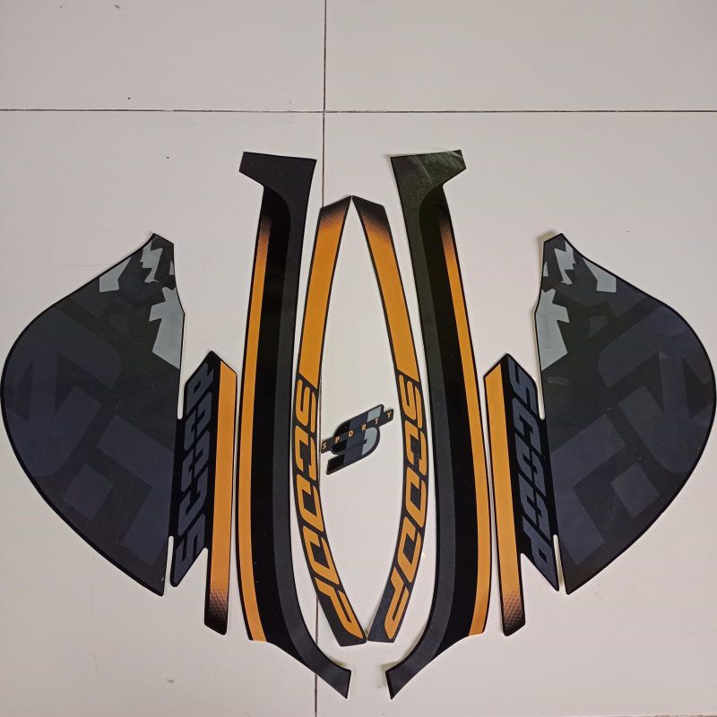 Miếng Dán Trang Trí Thân Xe Hơi Màu Vàng Đen Tiêu Chuẩn Thể Thao Dành Cho honda scoopy 2020 2021