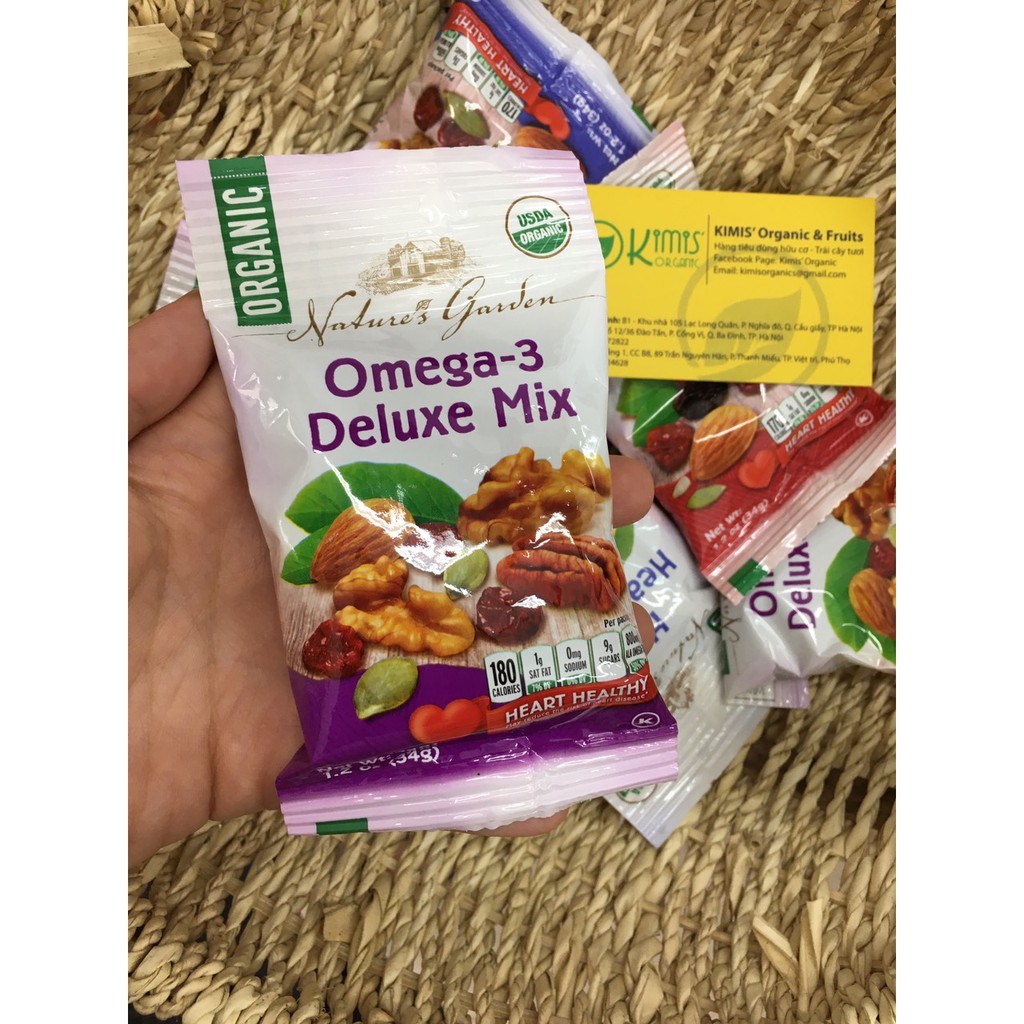 Hạt tổng hợp Nature’s Garden Organic Trail Mix  Gói 34gr