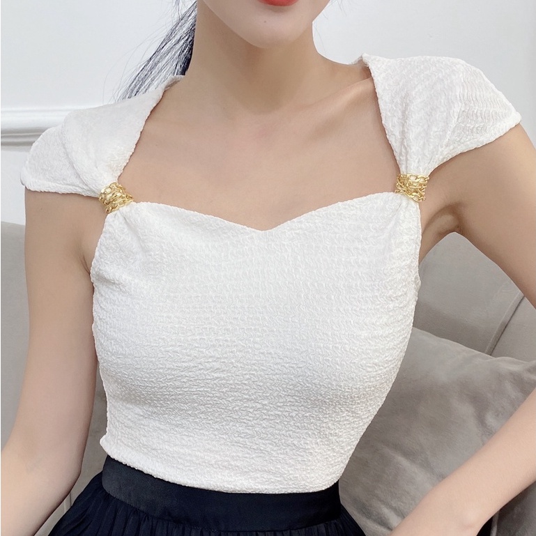 Áo xốp cách điệu dây xích vai A1330