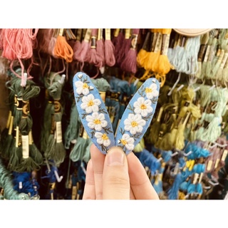kẹp tóc thêu tay (handmade by Pong )