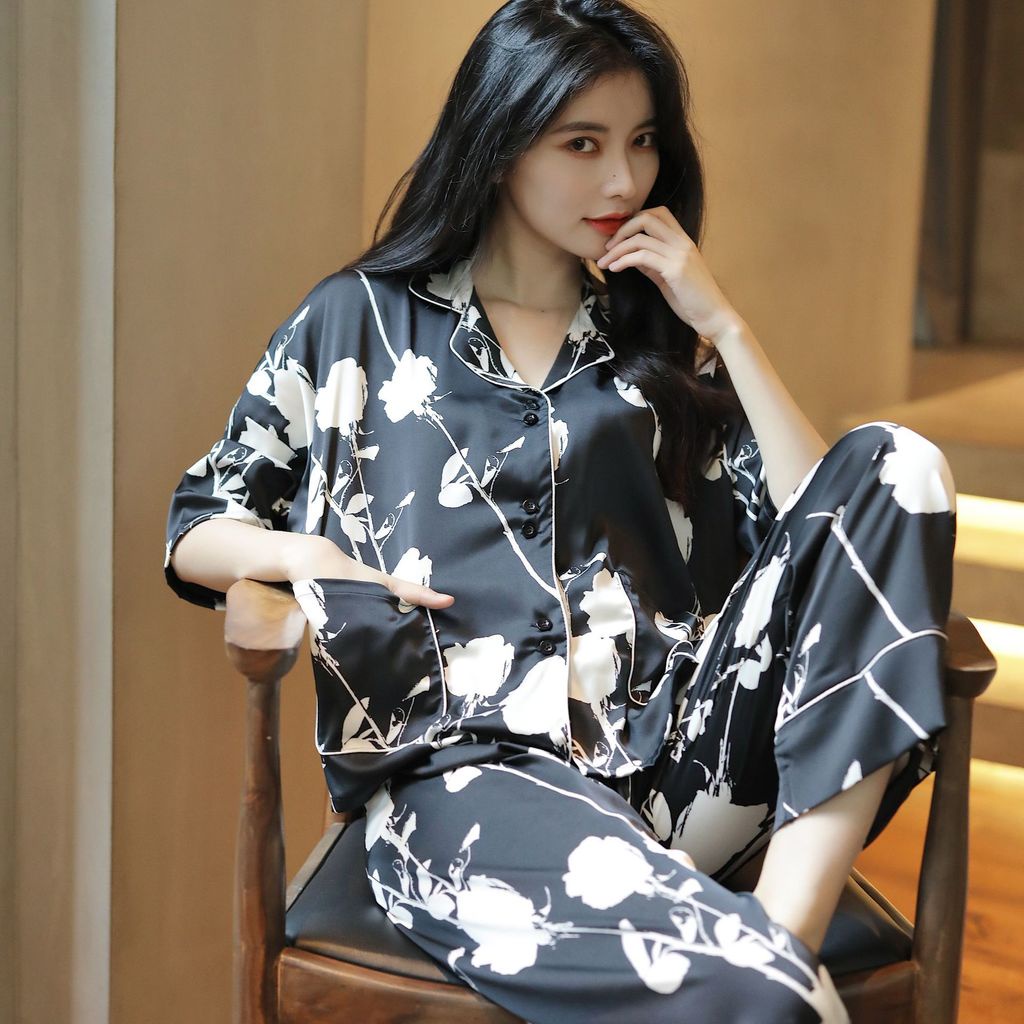 Bộ Đồ Ngủ Tay Cánh Dơi Bằng Lụa Mát Mỏng Thời Trang Xuân Hè Hàng Mới 2022 Dành Cho Bạn Nữ