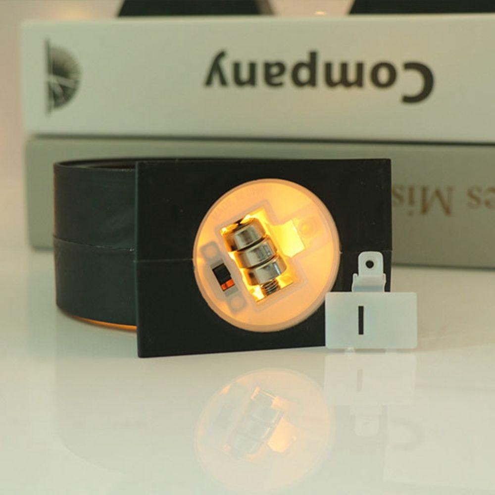 1 Lồng Đèn LED Hình Nến Kiểu Cổ Điển Dùng Trang Trí Nhà