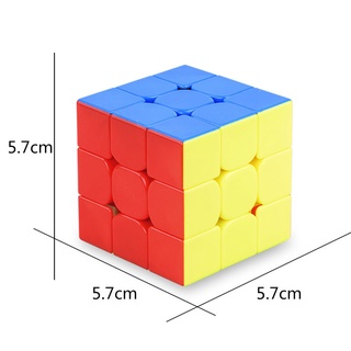 1 Rubik 3x3 tặng 1 đồ chơi