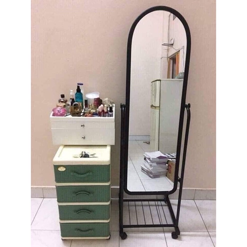 tủ siêu đẹp mẫu mới hino ảnh  phía sau