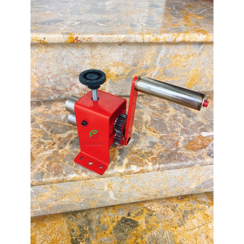 Tay quay ép biển số , bảng số inox ô tô - xe máy loại 1