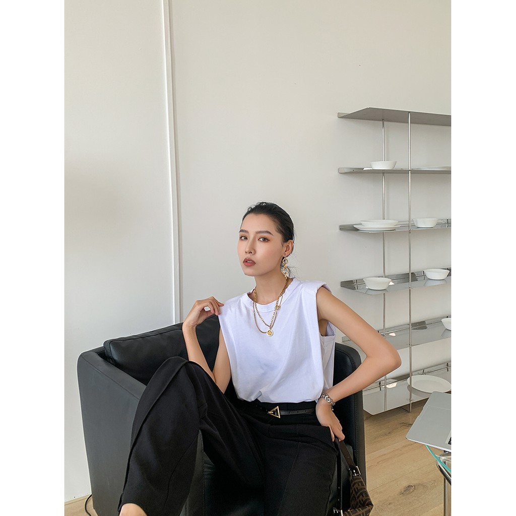 Áo Cotton Nữ Cao Cấp Trơn Cổ Tròn Không Tay Độn Vai Thời Trang Trẻ Trung Sugal TOP NU 033