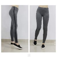 Quần Legging Xám 1 Sọc Đen #AGE2X