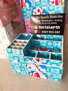 Kệ mỹ phẩm 3 tầng 4 hộc doremon