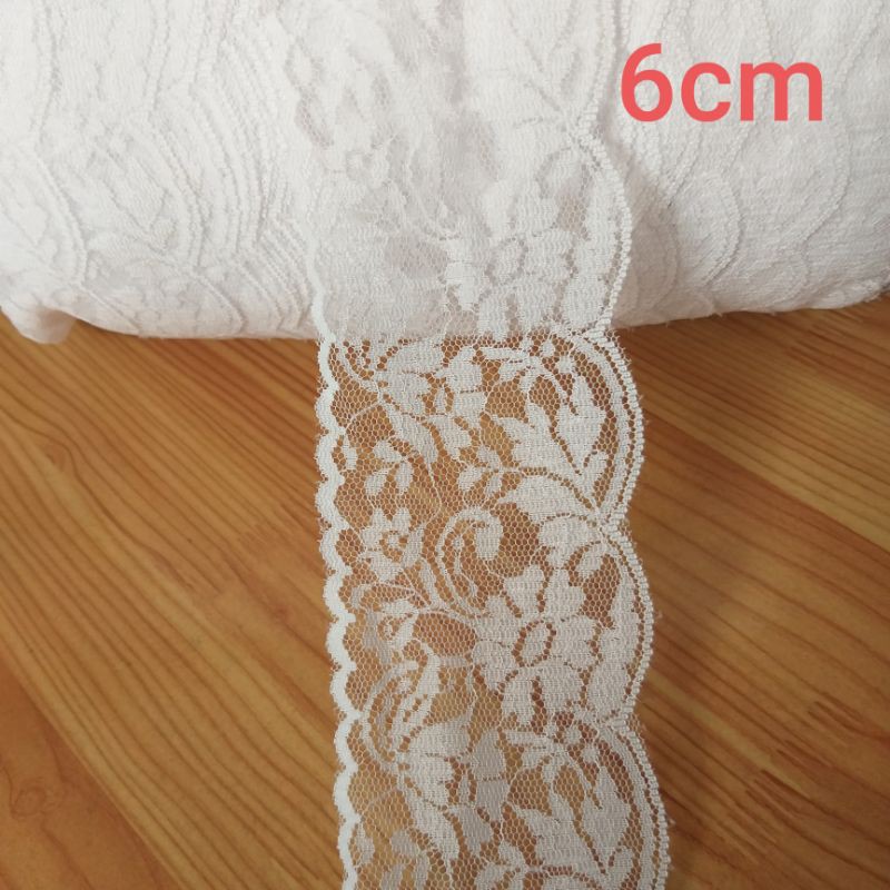 Ren lưới, màu trắng tinh , size 6 cm(1 mét /4k)