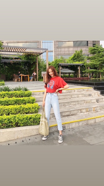 [Mã WASTMAY giảm 15% tối đa 30K đơn 150K] Quần Momjeans lưng siêu cao TS Xuất Chuẩn | BigBuy360 - bigbuy360.vn