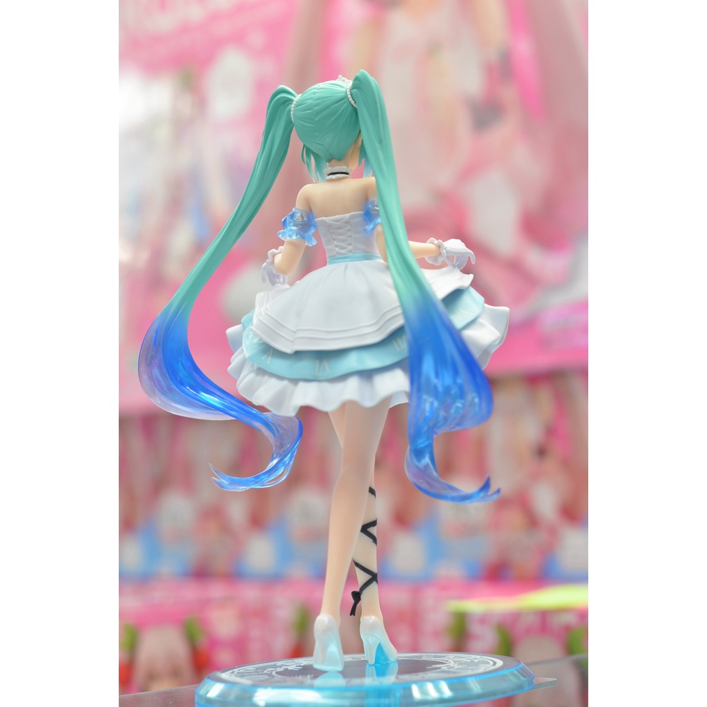 Mô hình chính hãng HATSUNE MIKU - phiên bản WONDERLAND CINDERELLA - hãng TAITO