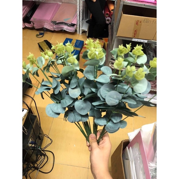 Lá táo điểm hoa sáp 16 nhánh, cành táo