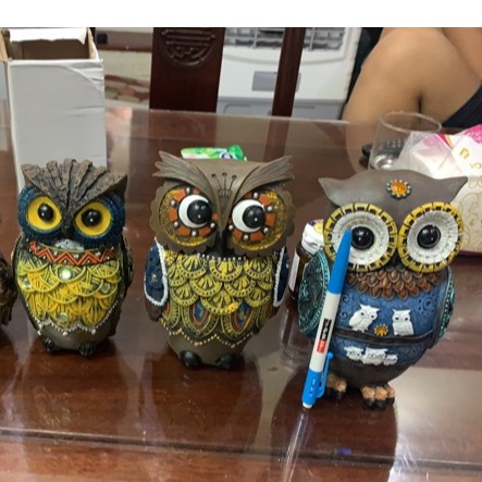 Con cú mèo may mắn, trưng bầy tiểu cảnh, bàn học, bàn làm việc văn 