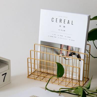 🔥𝐇𝐎𝐓 𝐃𝐄𝐀𝐋🔥 Kệ Sắt Decor Kê Tạp Chí Trang Trí Bàn MQ-083