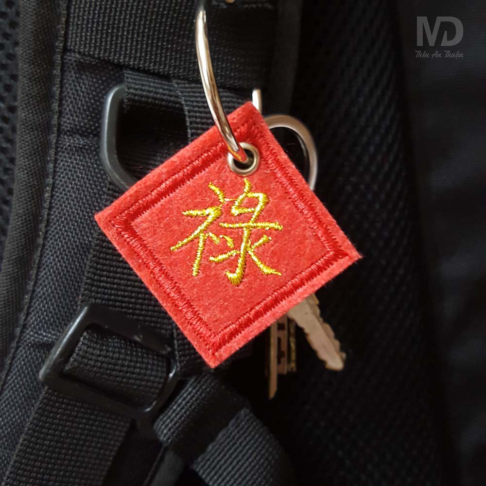 Móc treo chìa khóa vải thêu độc đáo - Chữ Lộc - Chữ nôm