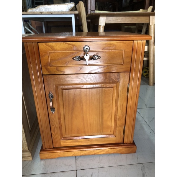Tủ đầu giường gỗ sồi nga