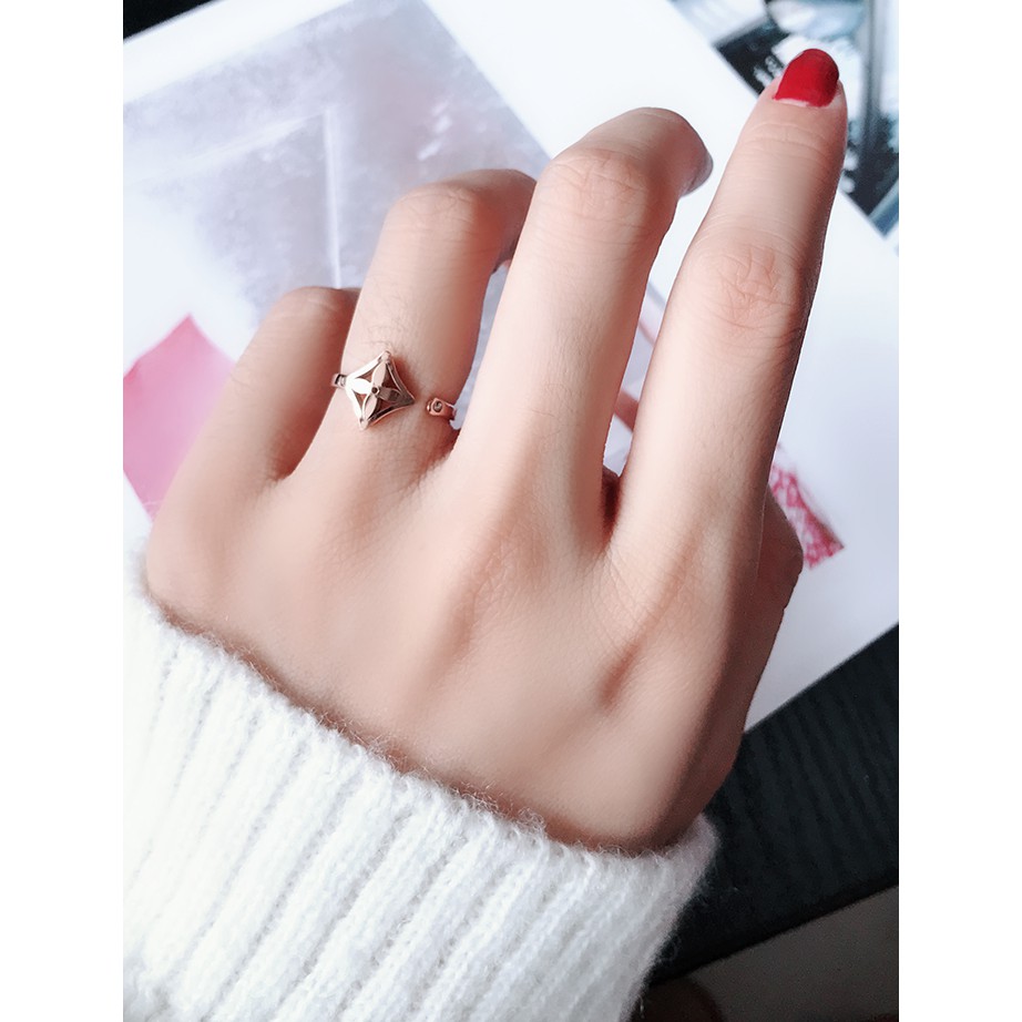 Nhẫn titan rỗng tròn - rỗng vuông ( TT2785  - free size) - CAM KẾT KHÔNG GỈ, KHÔNG BAY MÀU - BẢO HÀNH 12 THÁNG