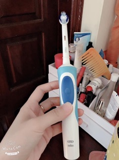 Bàn chải điện Oral-B