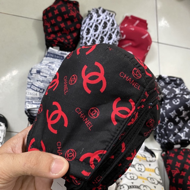 Sỉ 10 khẩu trang 2 lớp cực đẹp (giao ngẫu nhiên )