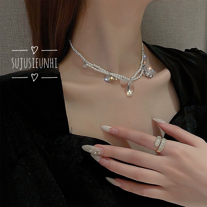 vòng cổ ngọc nhỏ phối đá tua rua nhân tạo đính giọt nước