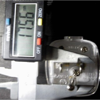Phích cắm 3 chân 10A 250V GW714