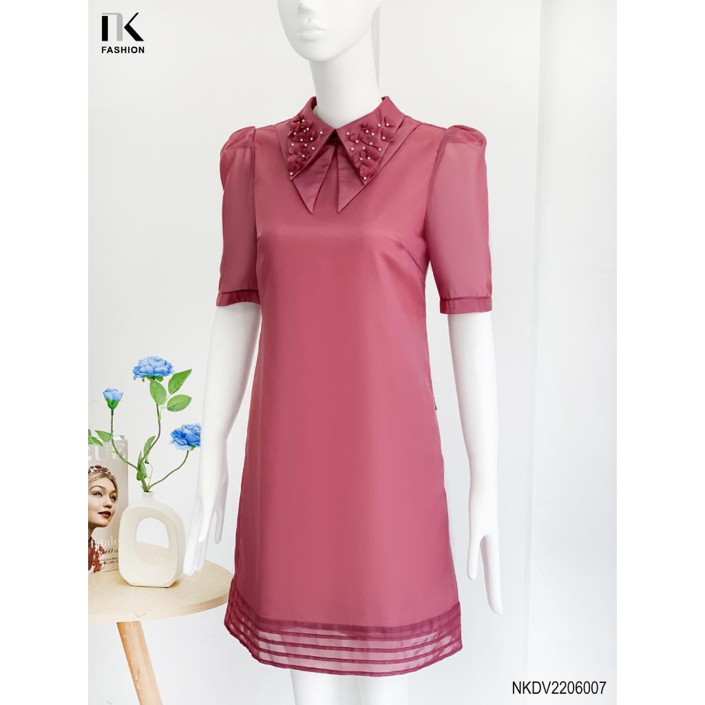 Đầm Suông Nữ Cổ Đức NK FASHION Thiết Kế Kẹp Bấu Gấu Kiểu Dáng Lịch Sự Nhã Nhặn Chất Liệu Vải Mềm Mịn Cao Cấp NKDV2206007