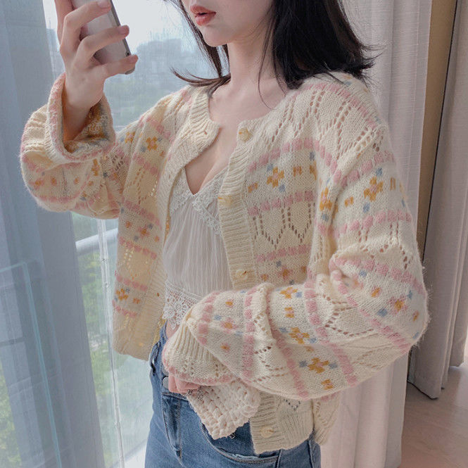 Beautiful Plaid Knitted Cardigan Coat For Women