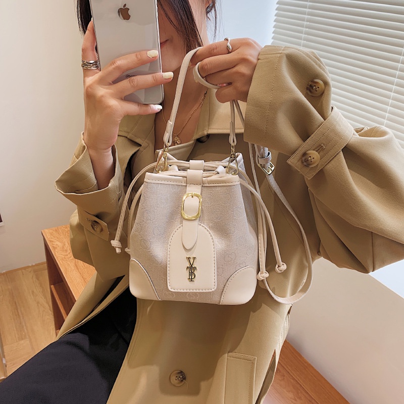 IELGY Túi Đeo Vai Hình Xô Chất Lượng Cao Thời Trang Cho Nữ