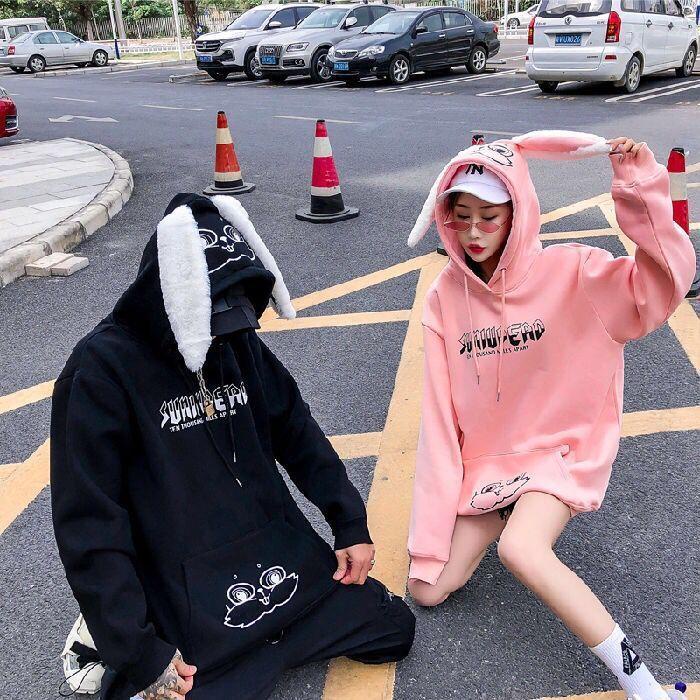 Áo hoodie dáng rộng có tai thỏ dễ thương cho nam và nữ