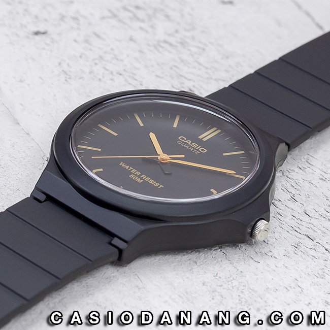 Đồng hồ nam dây nhựa Casio chính hãng Anh Khuê MW-240-1E2VDF (43mm)