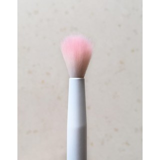 Cọ đánh phấn mắt Wet n Wild Crease Brush