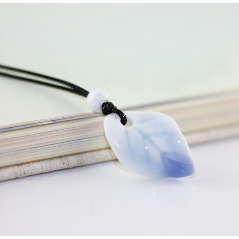 Dây chuyền gốm hình lá