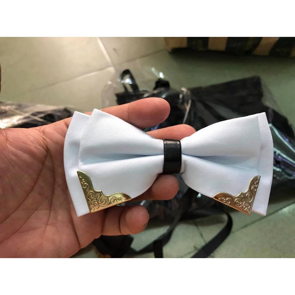 Nơ vuông bọc cạnh cho chú rể - MC