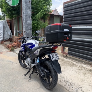 Fz150 Fi lên thùng sau Givi B33NM với baga MV Fz cực đẹp